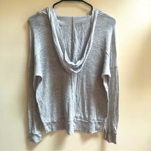 Lightweight Sweater - Picture 5 of 6